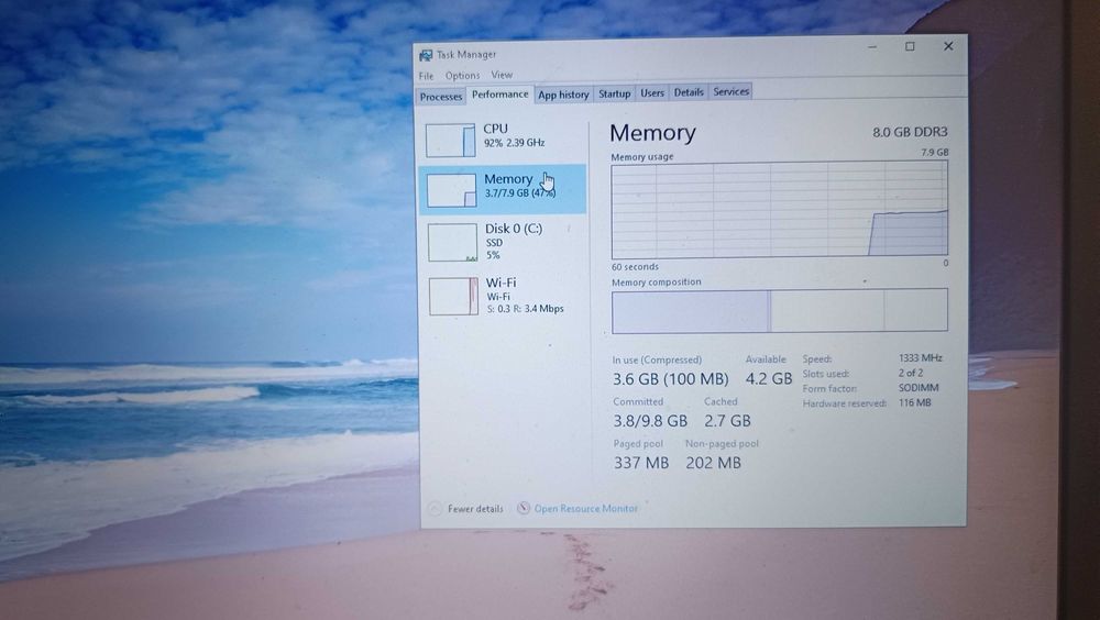 Vând Laptop dell