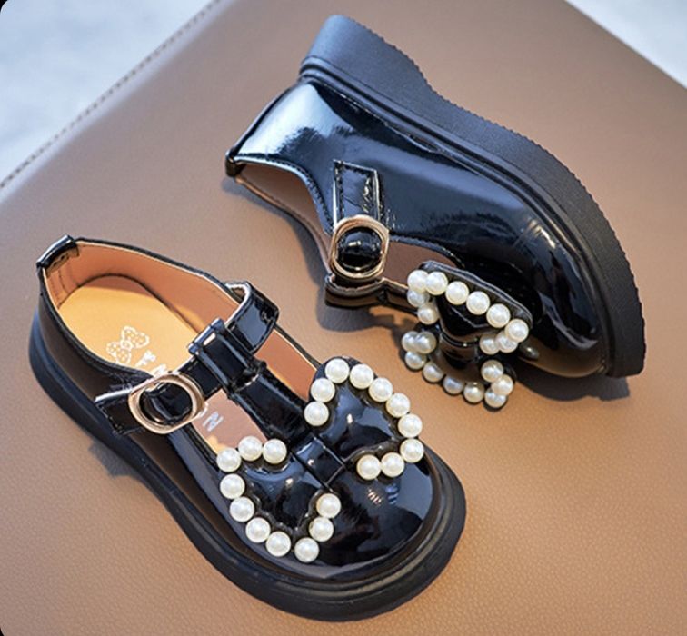 Детски официални обувки с перли, 28 номер