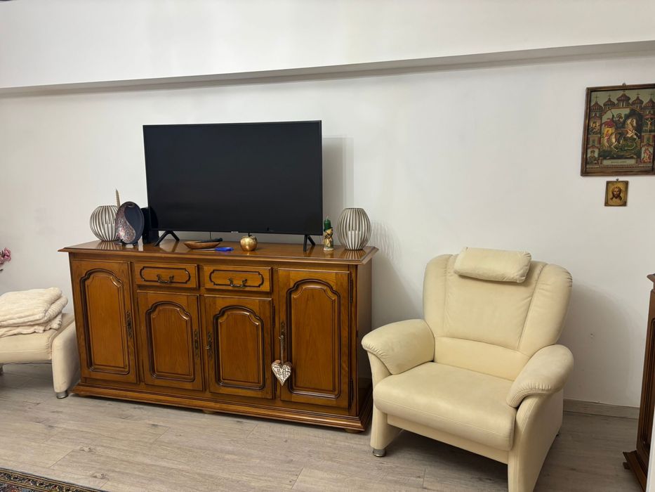 Apartament 3 camere de inchiriat