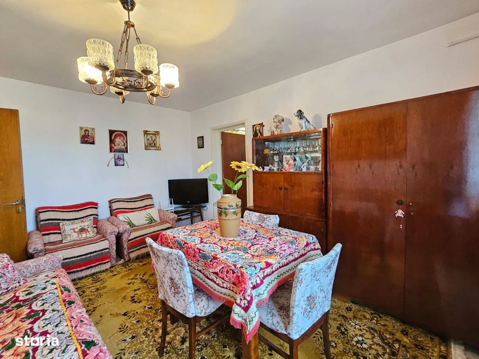 2 camere Negru Vodă / complex Ciocârlia, centrală / finisaje clasice