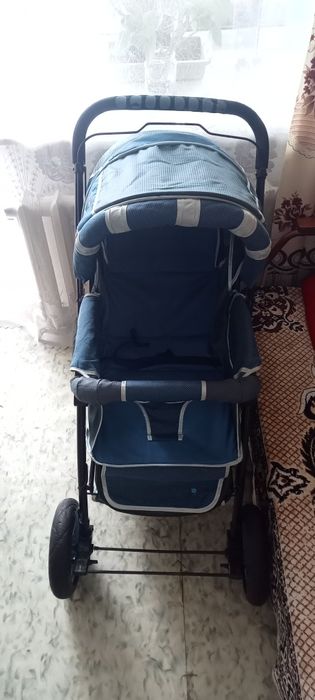 Продам. Детская коляска