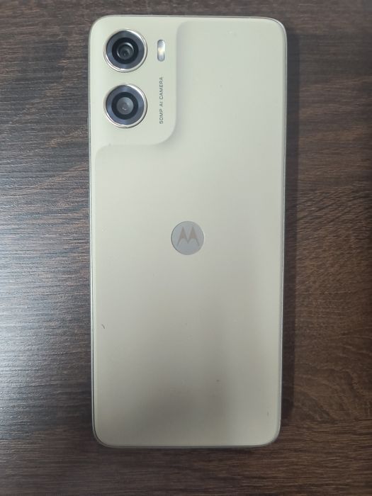 Motorola g06 nou