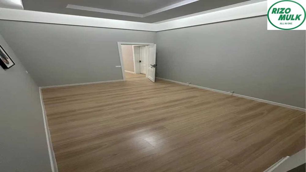 Назарбек Репромда ховли сотилади. NR494/34