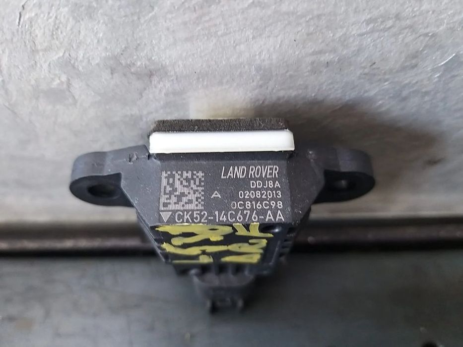 Senzor impact dreapta fata land rover range rover evoque l538 ck5214c676aa