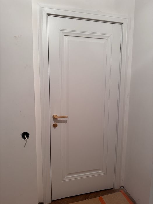 Дверь 2м*80 новая в упаковке