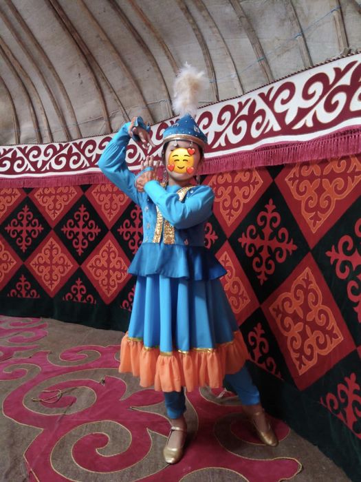 На прокат национальный и узбекский костюм