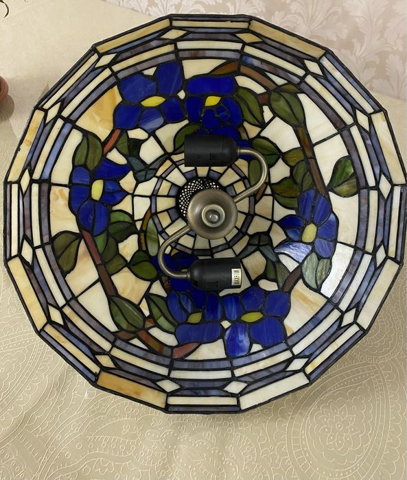 Люстра в стиле Тиффани