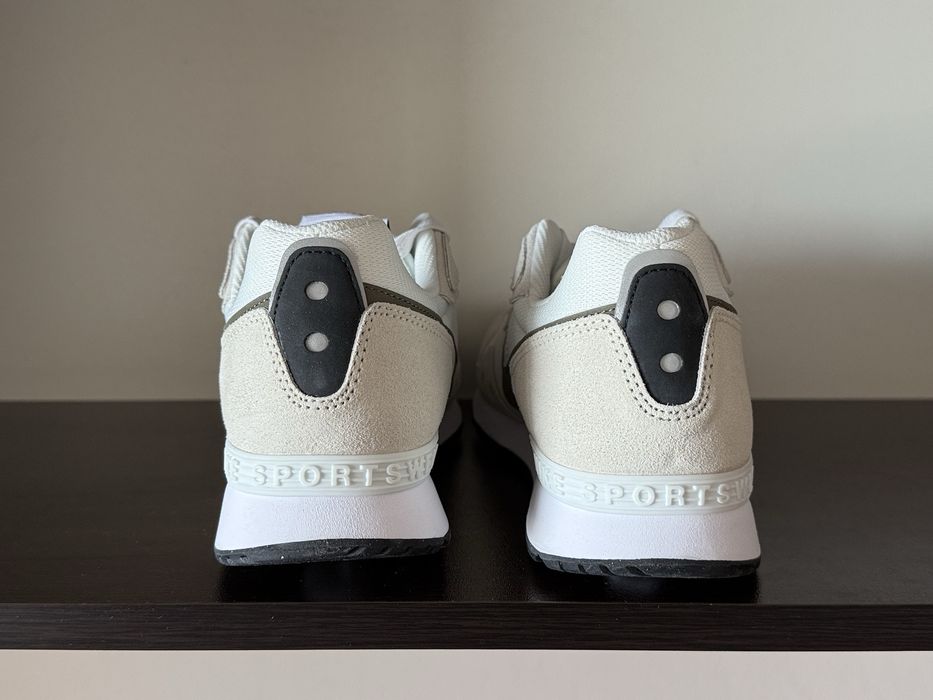 Nike Venture Runner 41номер 26см Стелка Нови с Кутия