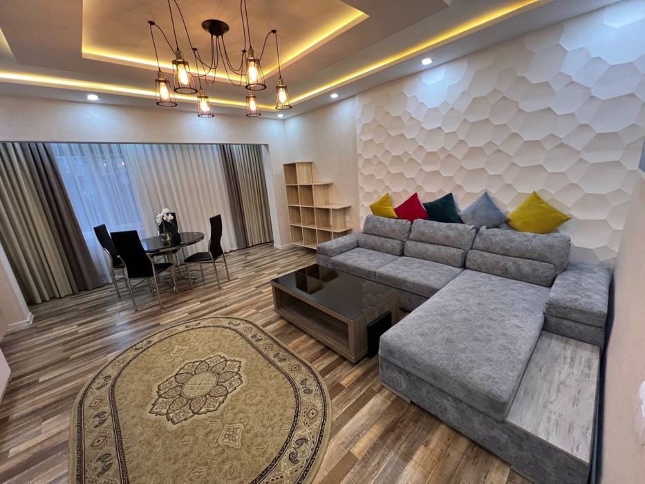 Айбек метро Ойбек аренда 3 комн