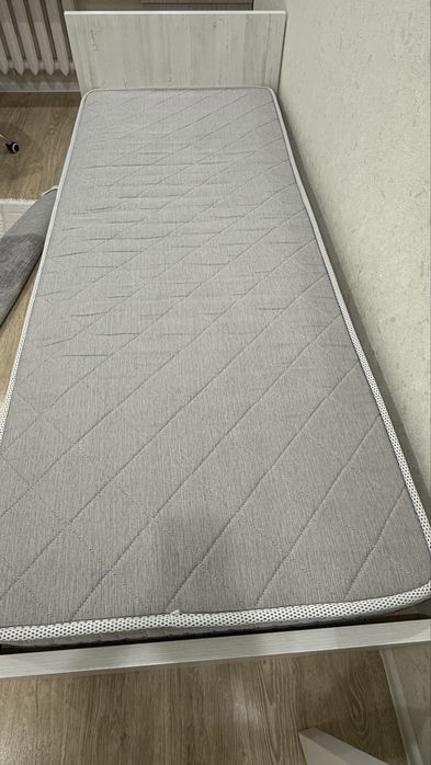 Продам 2 кровати 90*200