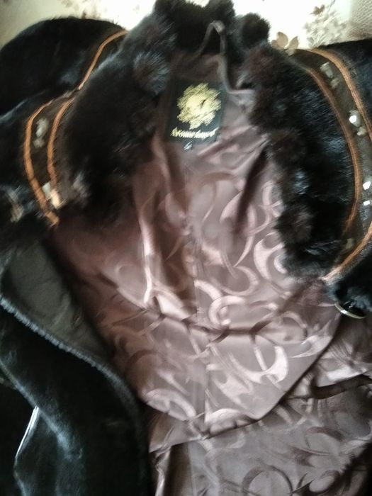 Продам шубу мутоновую