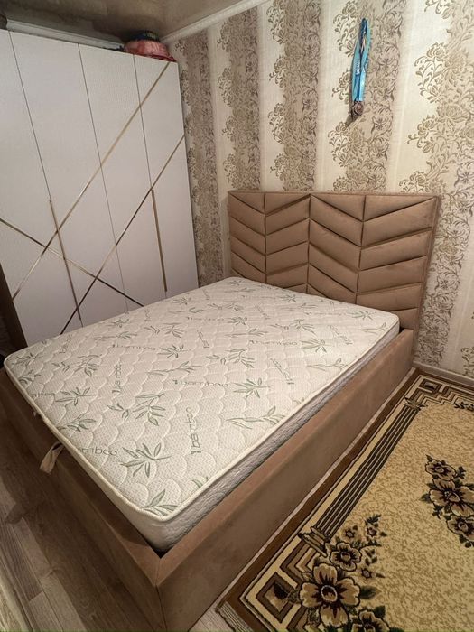 Продаётся 2х спальн кровать