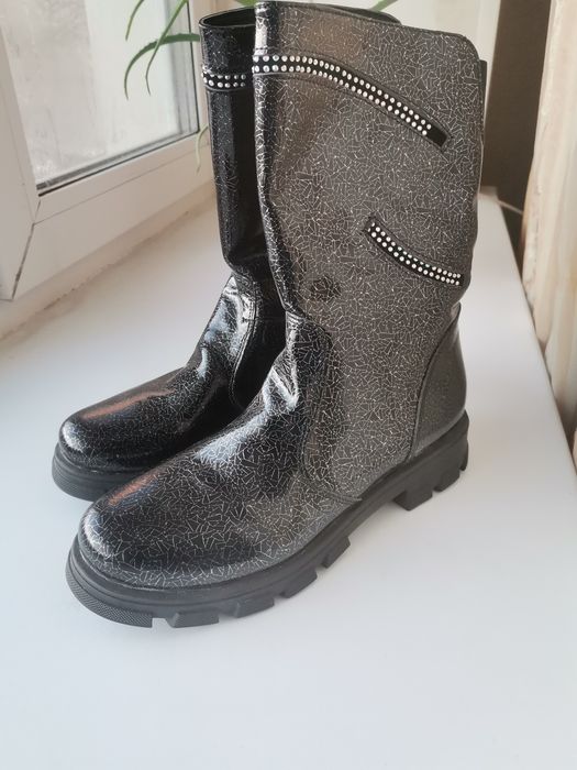 Сапоги женские новые весенние