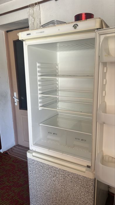 Frigider cu combina frigorifica