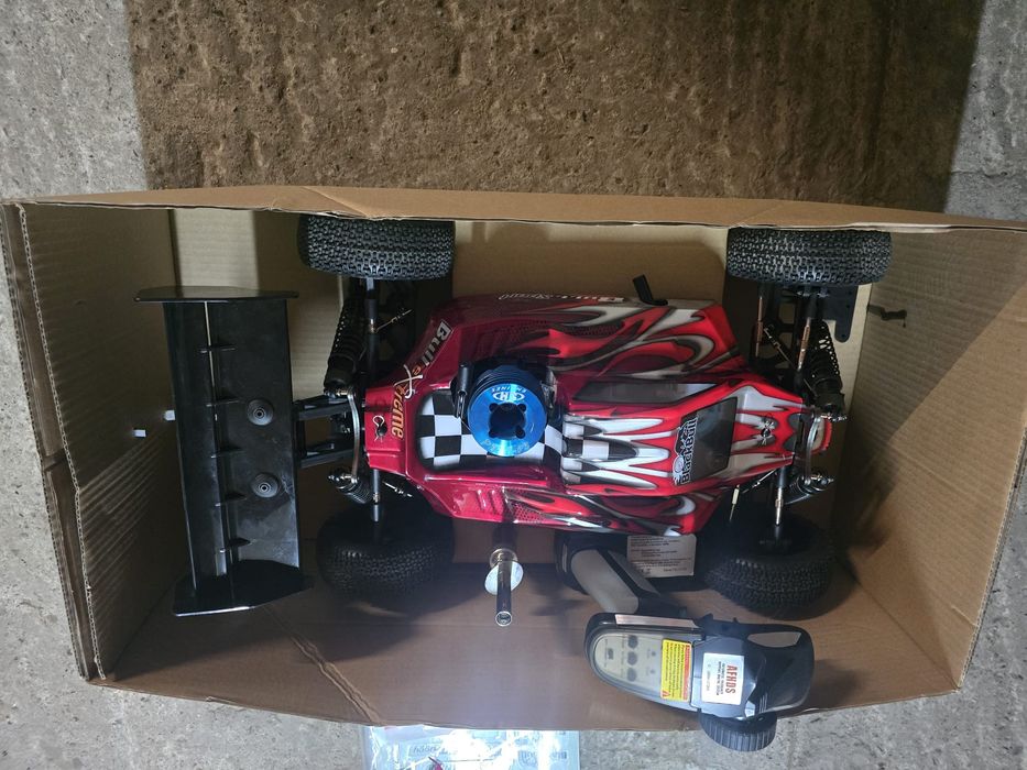 Masinută cu telecomanda