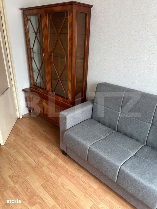 Apartament 3 camere, 70 mp, zona Tractorul