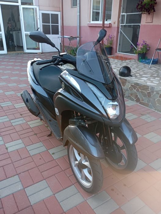 Vând Scuter Yamaha Tricity 125