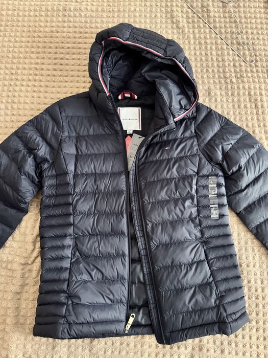 Новая женская куртка tommy hilfiger