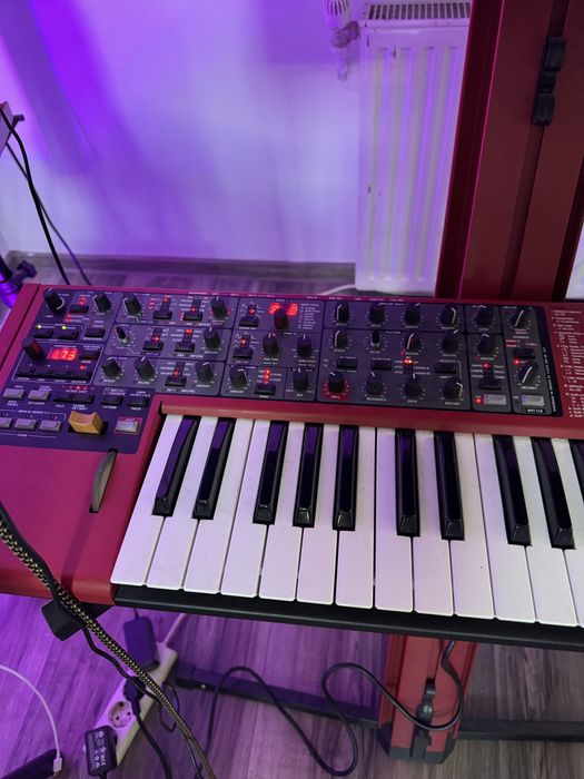 Clavia Nord Lead 4  stare f buna!