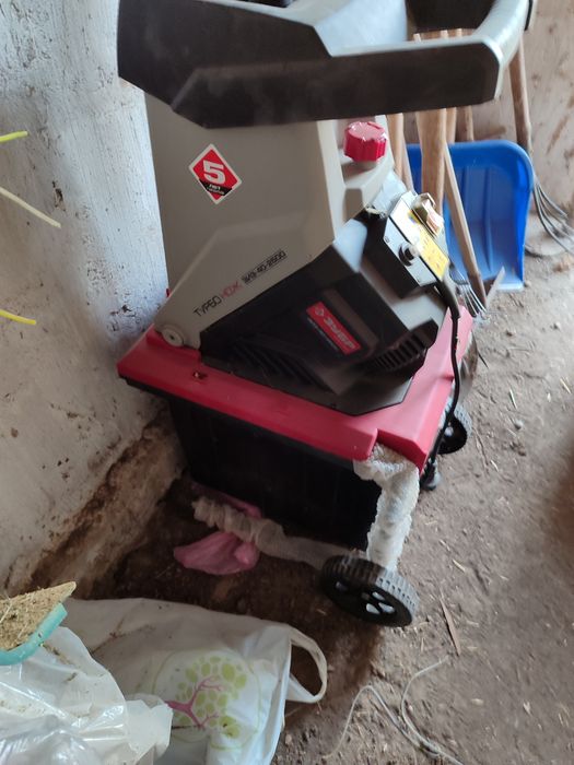 Измельчитель садового мусора