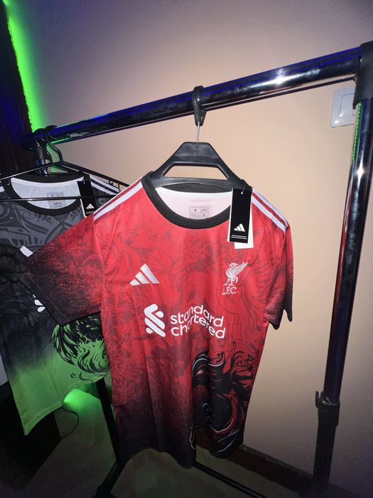 Тениски на Liverpool