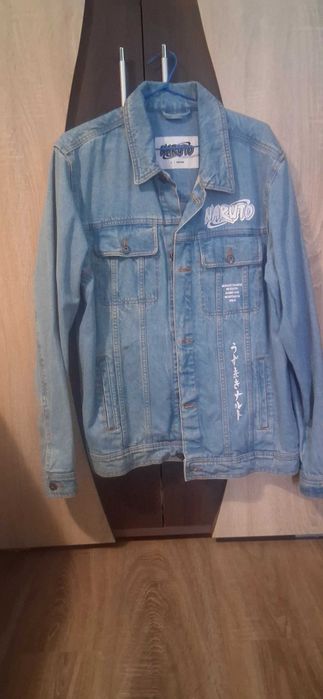 Vând geacă denim Naruto