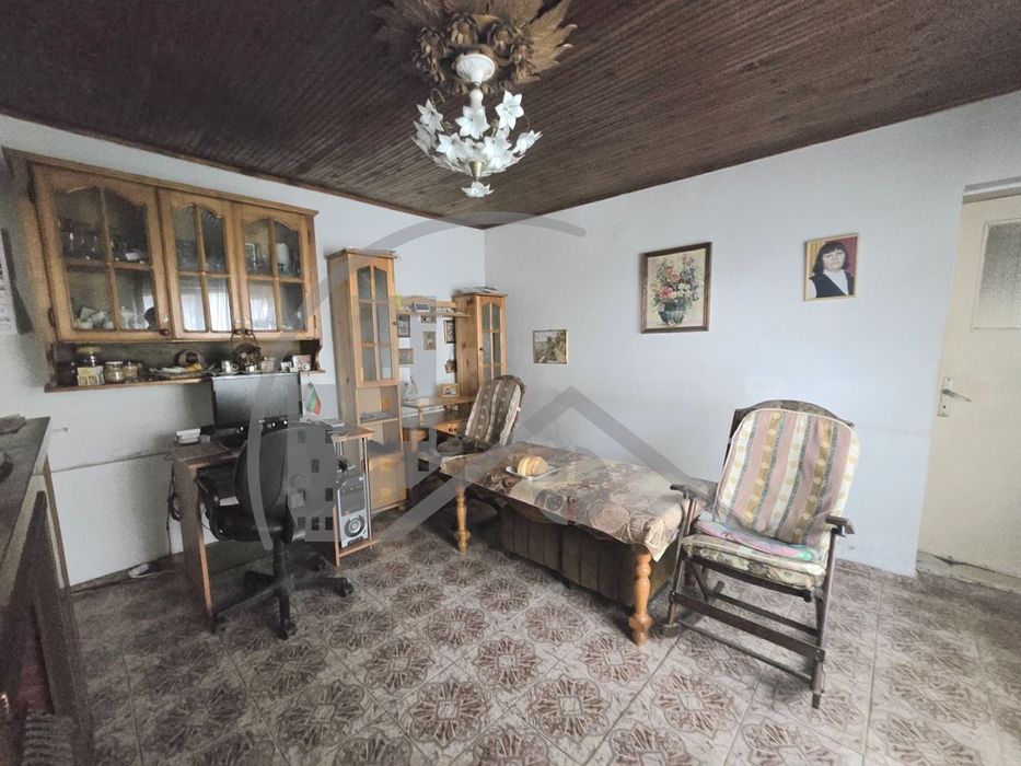 Къща в Добрич-Христо Ботев площ 100 цена 74000