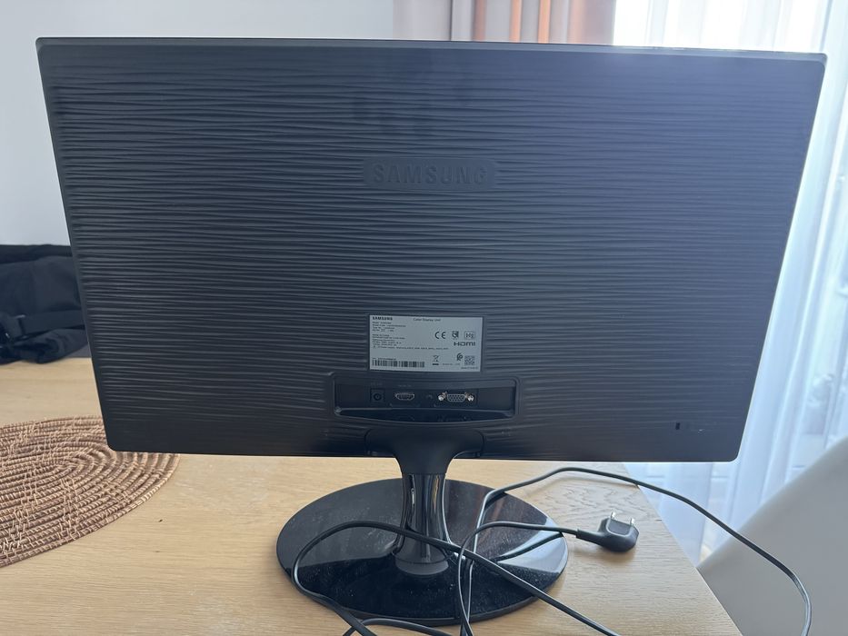 Monitor Gaming LED 24 Samsung LS24D330HSXEN Full HD 1ms Negru