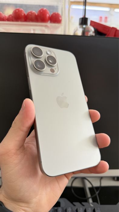 iPhone 15 Pro Max в идеальном состоянии