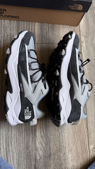 The North Face Trainers - vectiv taraval tech