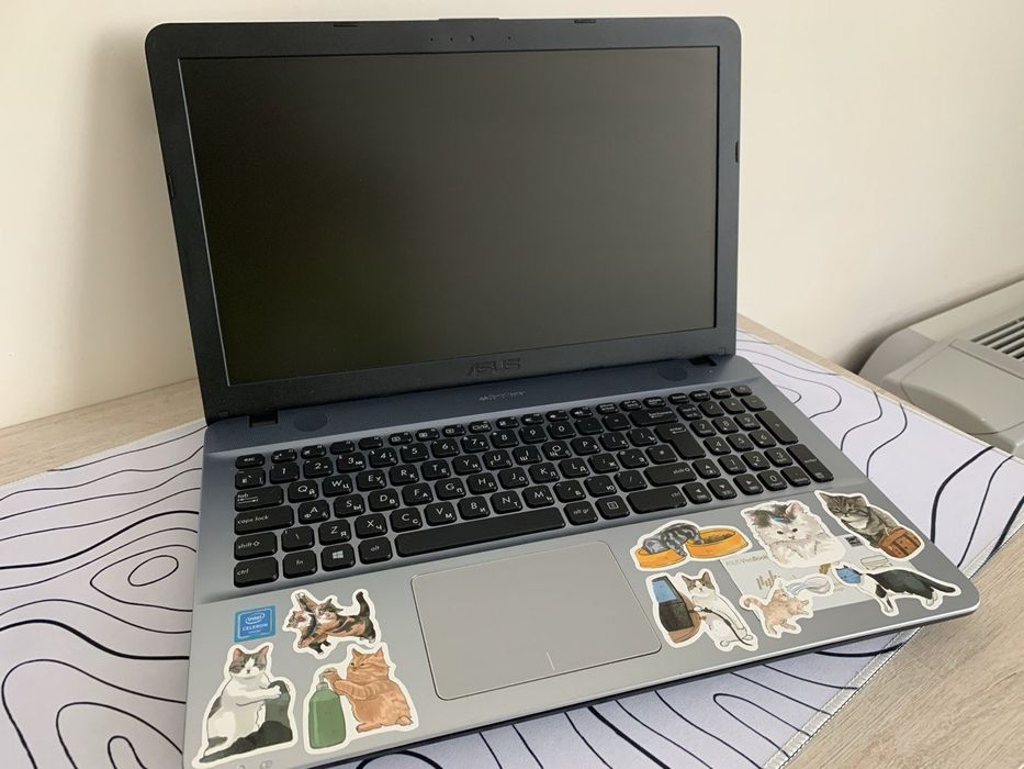 Ноутбук asus vivobook