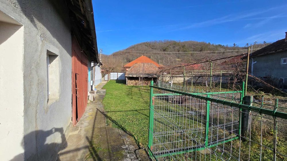 Casa de vanzare in Sanpetru Almasului