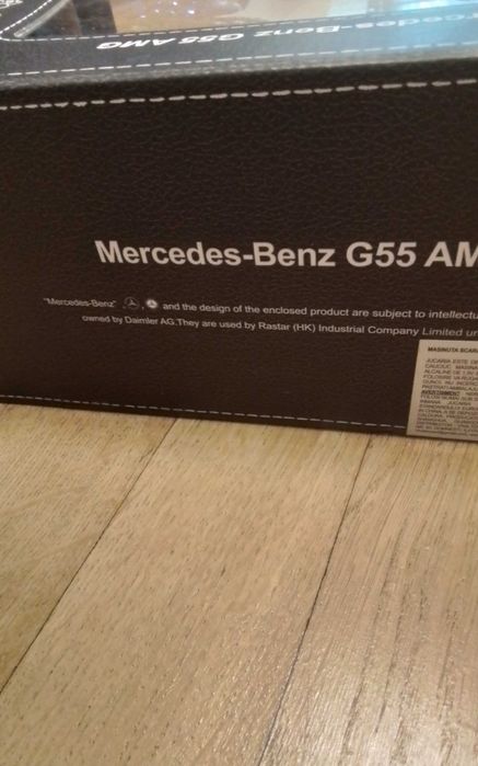 Vand machetuta cu telecomanda mercedes benz g55 amg.