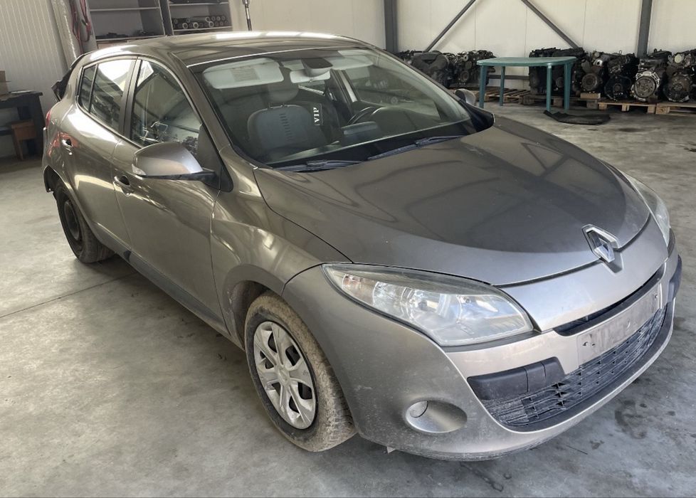Vand oglinda retrovizoare / laterala Renault Megane 3 - volan stanga - europa