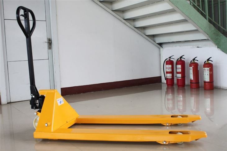 Палетна количка Нова 2 тона