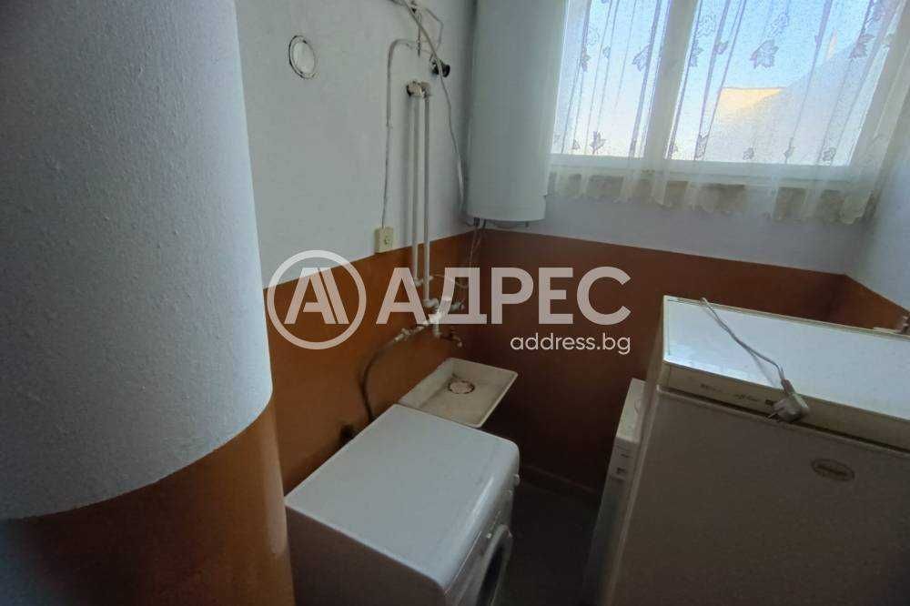 Двустаен апартмаент в ж.к. "Васил Левски"!