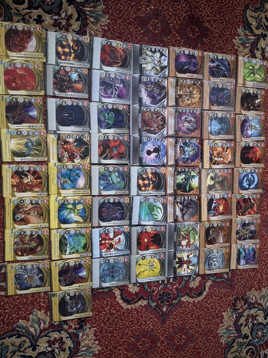 Продам бакуган из старых сезонов