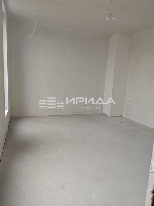 Двустаен апартамент в кв. Дружба 2 с АКТ 16!