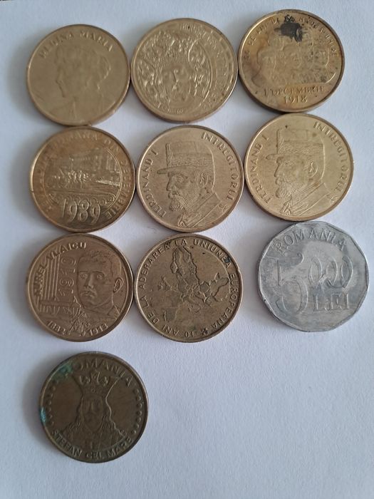 De vânzare diferite monede  în stare buna