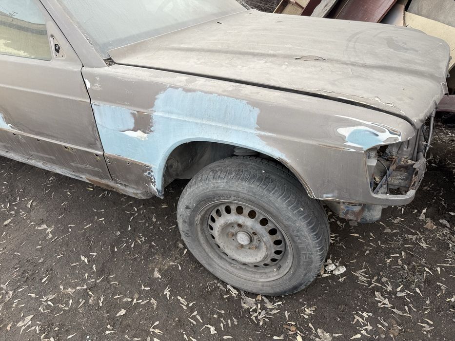 Авто разбор мерседес 190-124