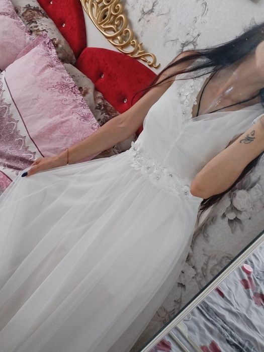 Нова свадбена рокля