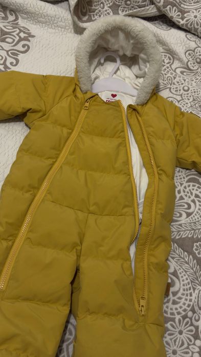 Продам комбинезон для малыша