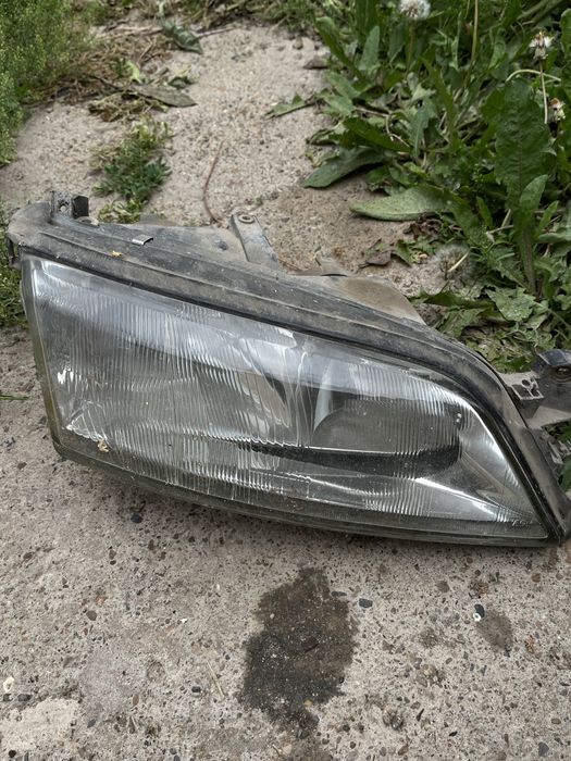 продам фары опель вектра В