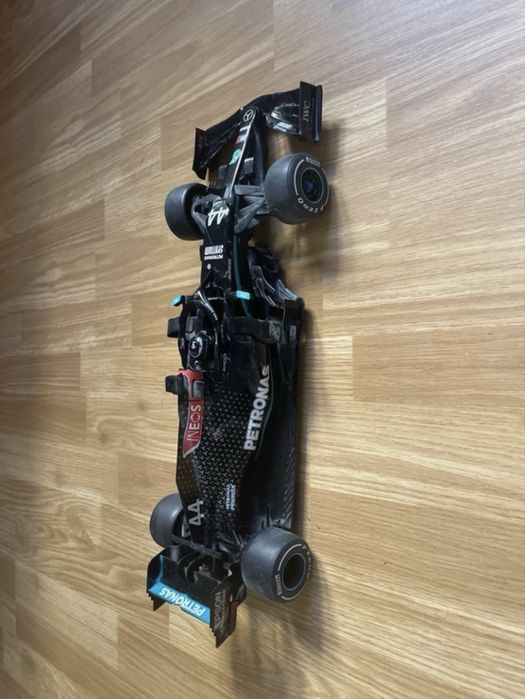 Mașină cu telecomandă F1 W11