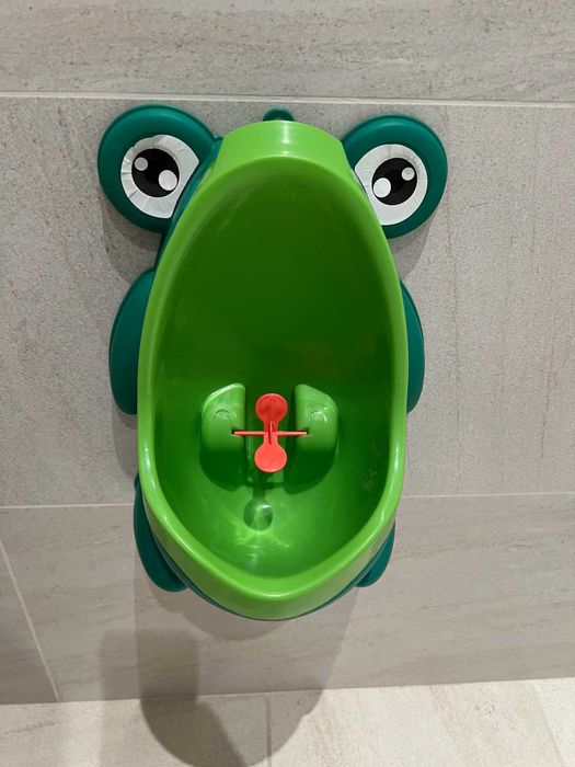 Гърне за момчета, форма на жаба, с интерактивна мишена, зелен, писуар