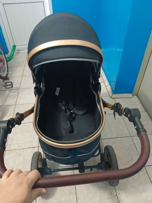 Коляска детская прогулочная