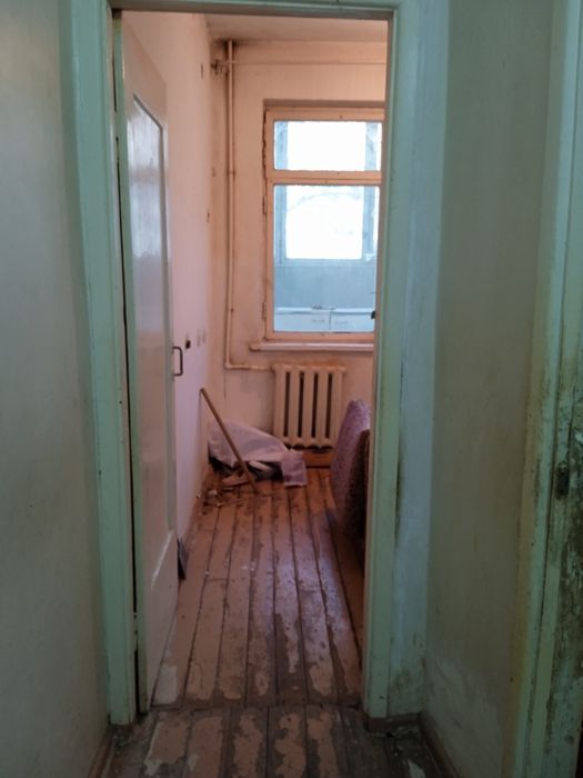 Юнусабад 4 квартал продажа 1/1/4