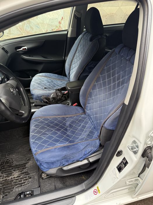 Продам чехлы на авто