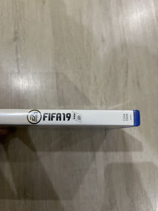Fifa 19 за ps4(като нова)