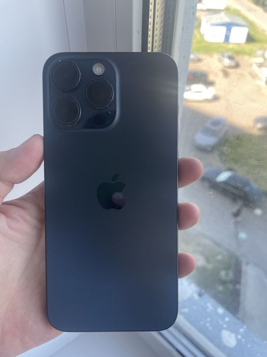 Продам Iphone 15 pro max